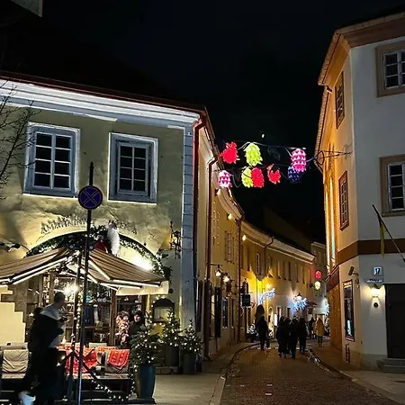 Town Square Self Check-in 24h By H&h Apartment Vilnius