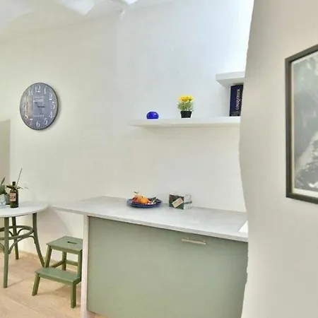 Town Square Self Check-in 24h By H&h Вільнюс