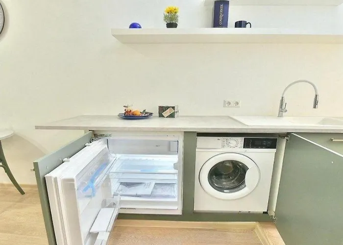 Town Square Self Check-in 24h By H&h