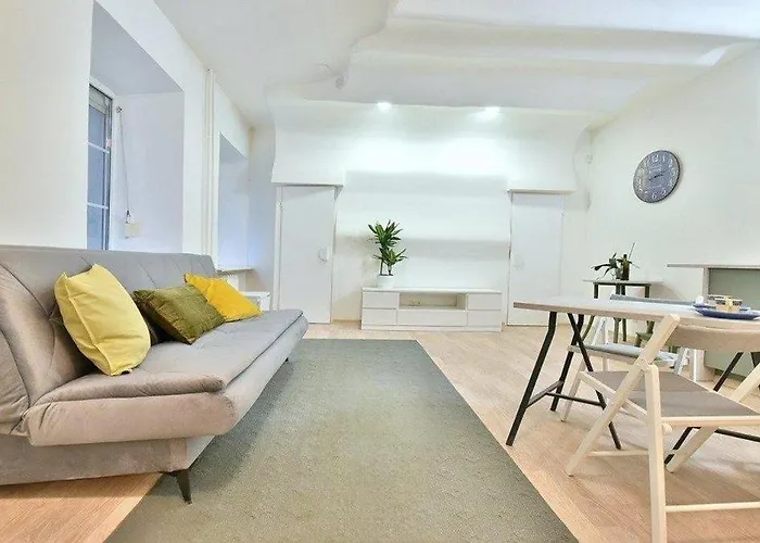 Apartman Town Square Self Check-in 24h By H&h *