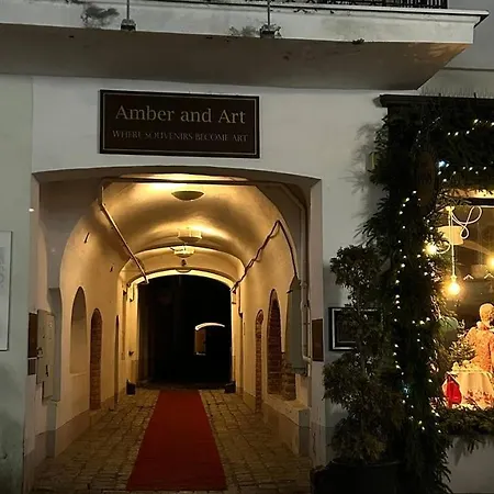 Town Square Self Check-in 24h By H&h