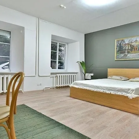 Town Square Self Check-in 24h By H&h *